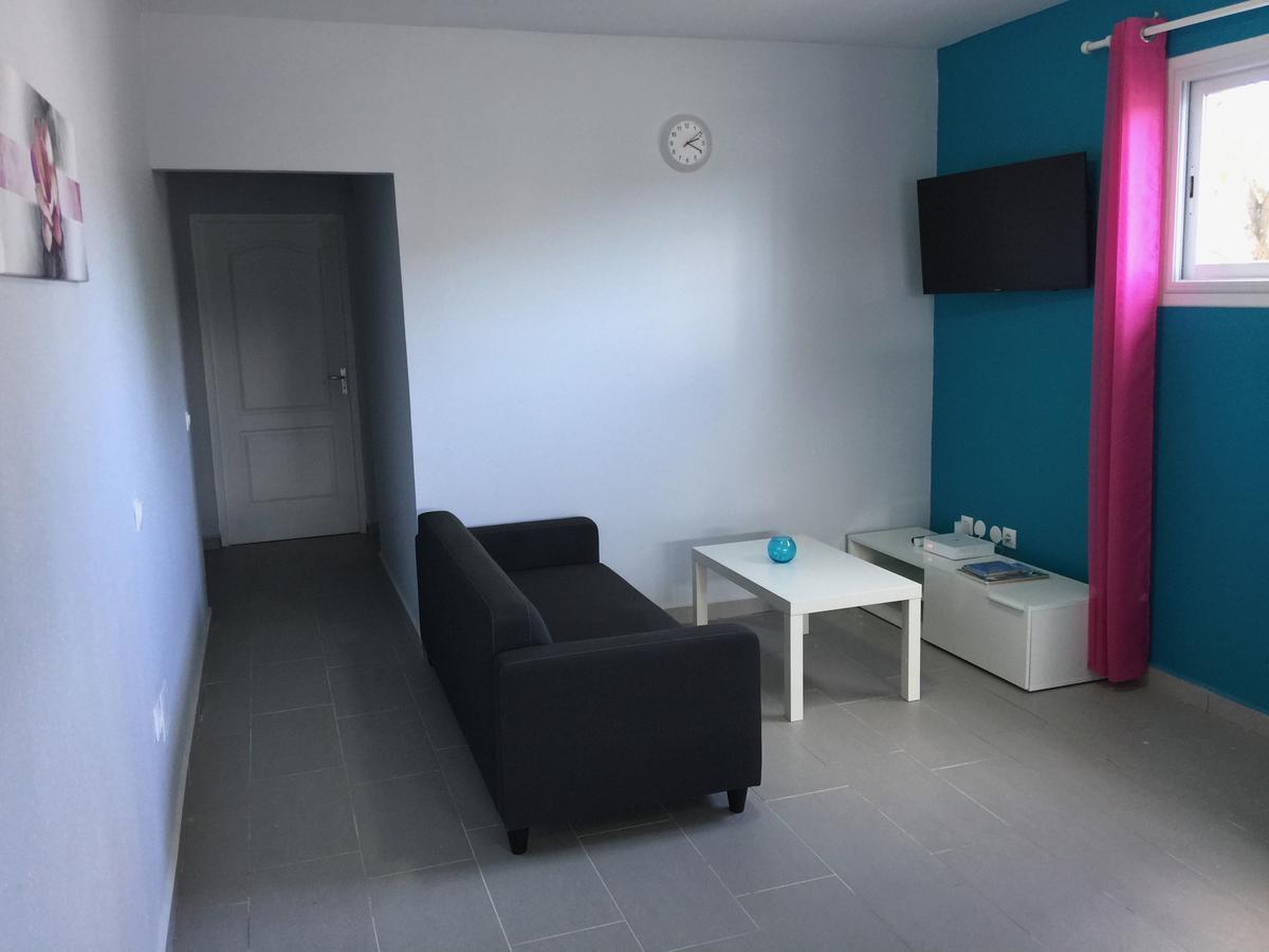 Le Domaine Turquoise Apartment Le Moule Exterior photo
